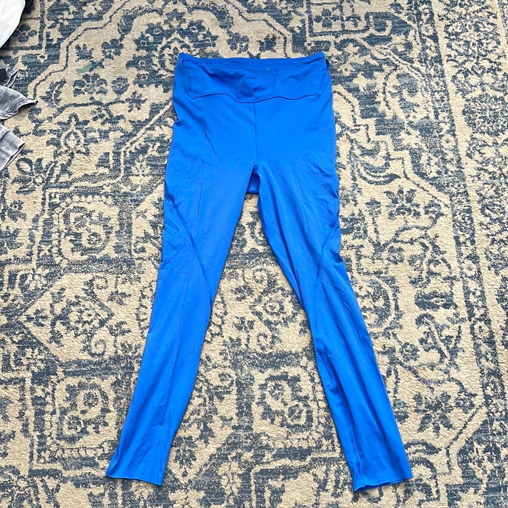 Lululemon Nulu